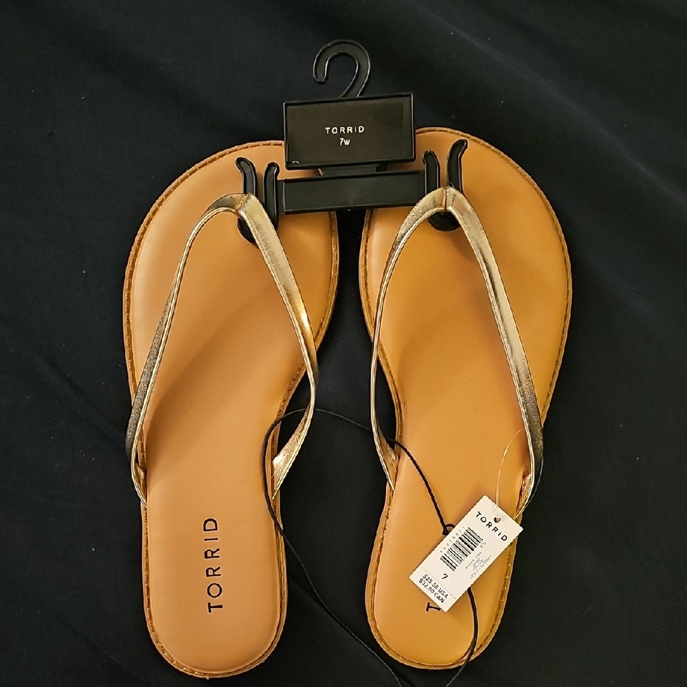 torrid Gold Strap Tan Footbed Women's Flip Flop Sandals